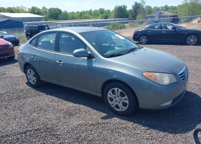 2010 HYUNDAI Elantra