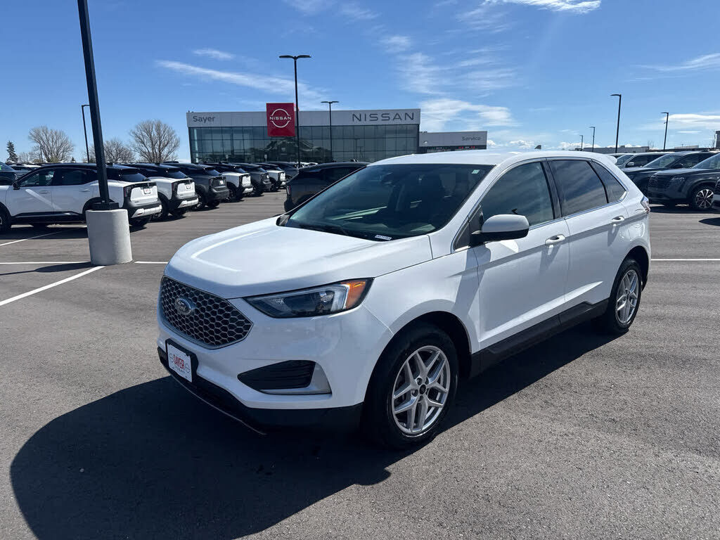 2023 FORD Edge