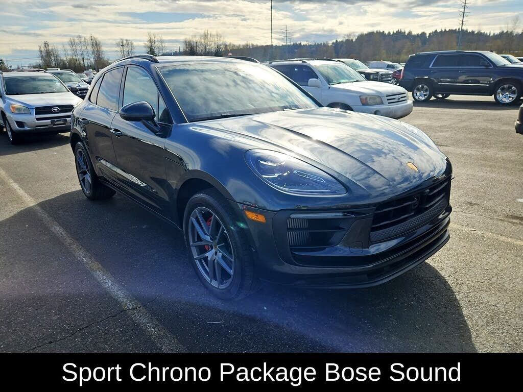 2024 PORSCHE Macan