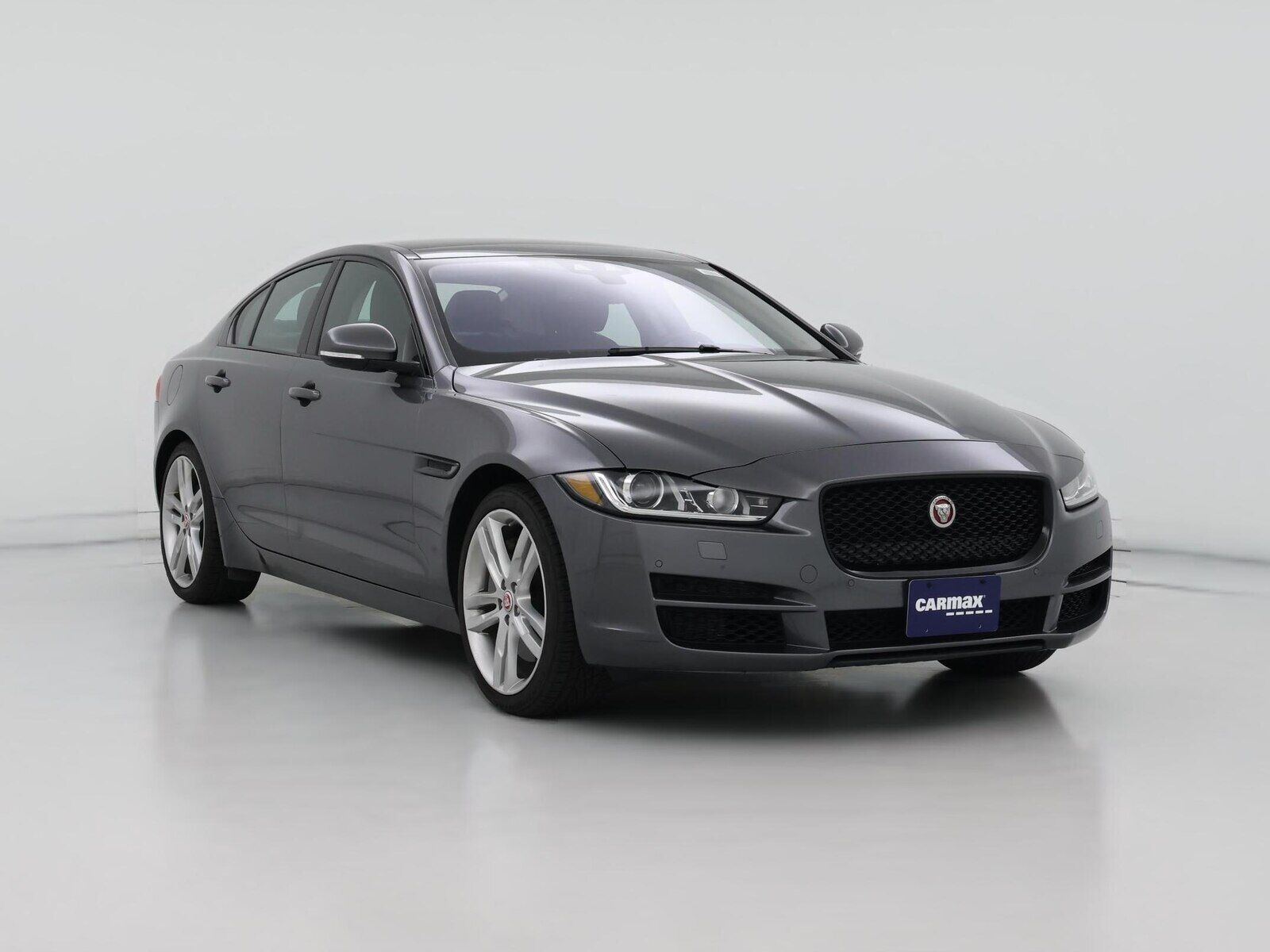2017 Jaguar XE