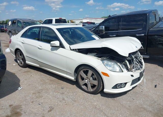 2010 MERCEDES-BENZ E-Class