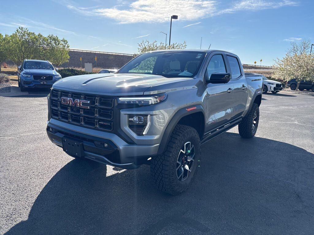 2024 GMC Canyon