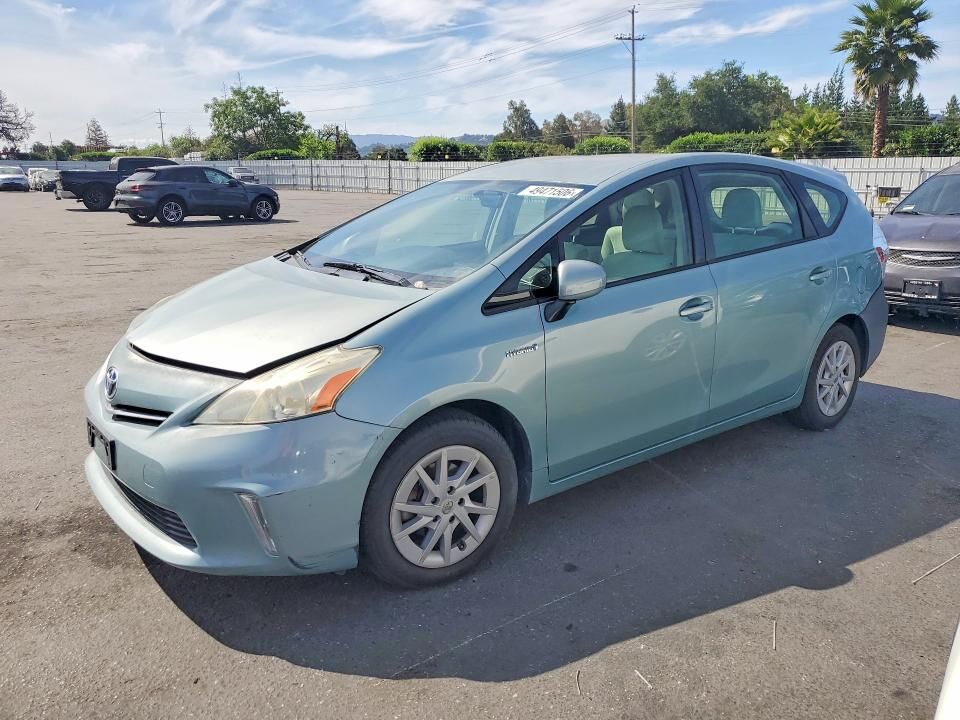 2014 TOYOTA Prius