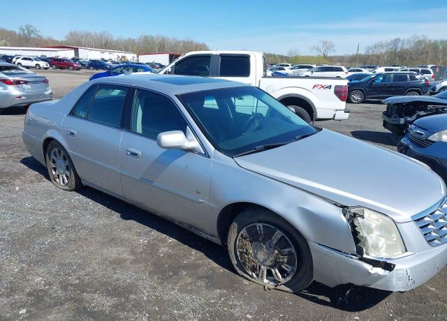 2009 CADILLAC DTS