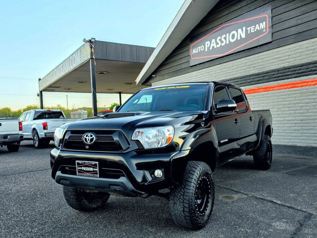 2015 TOYOTA Tacoma