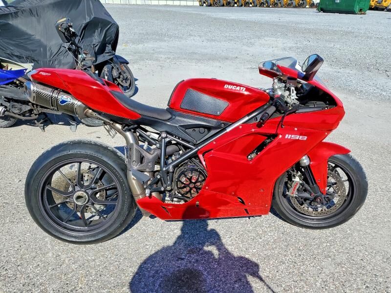 2011 DUCATI Superbike