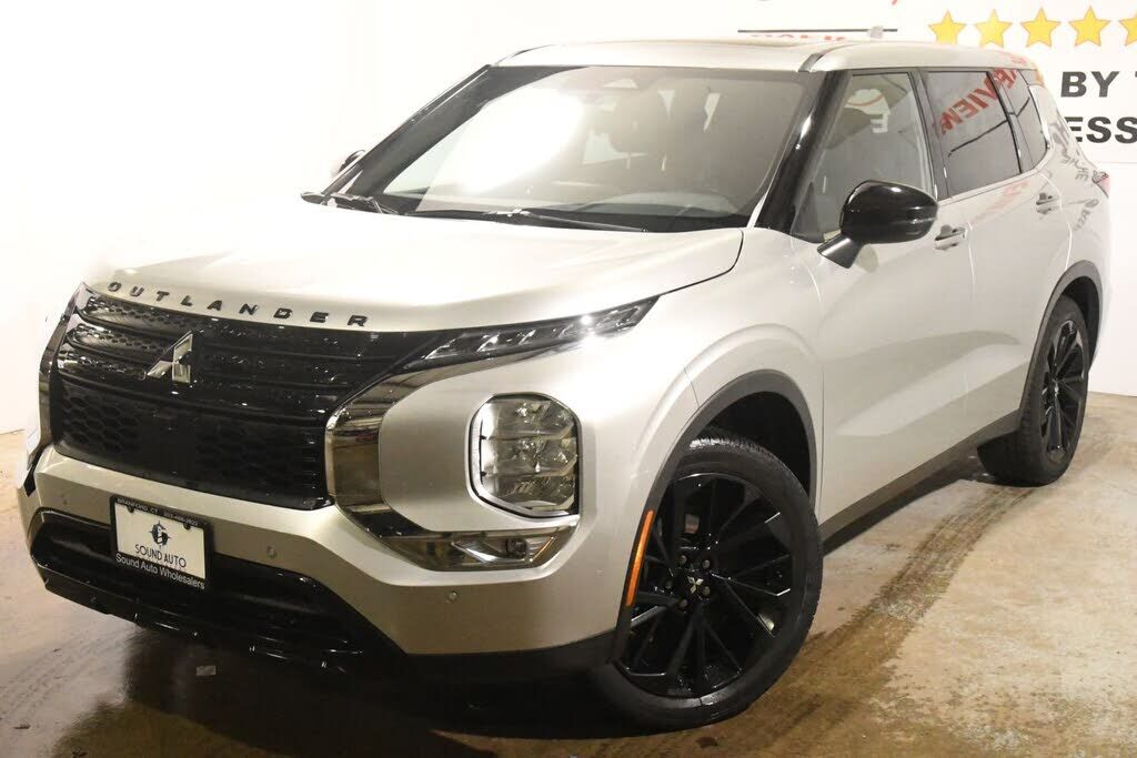 2022 MITSUBISHI Outlander
