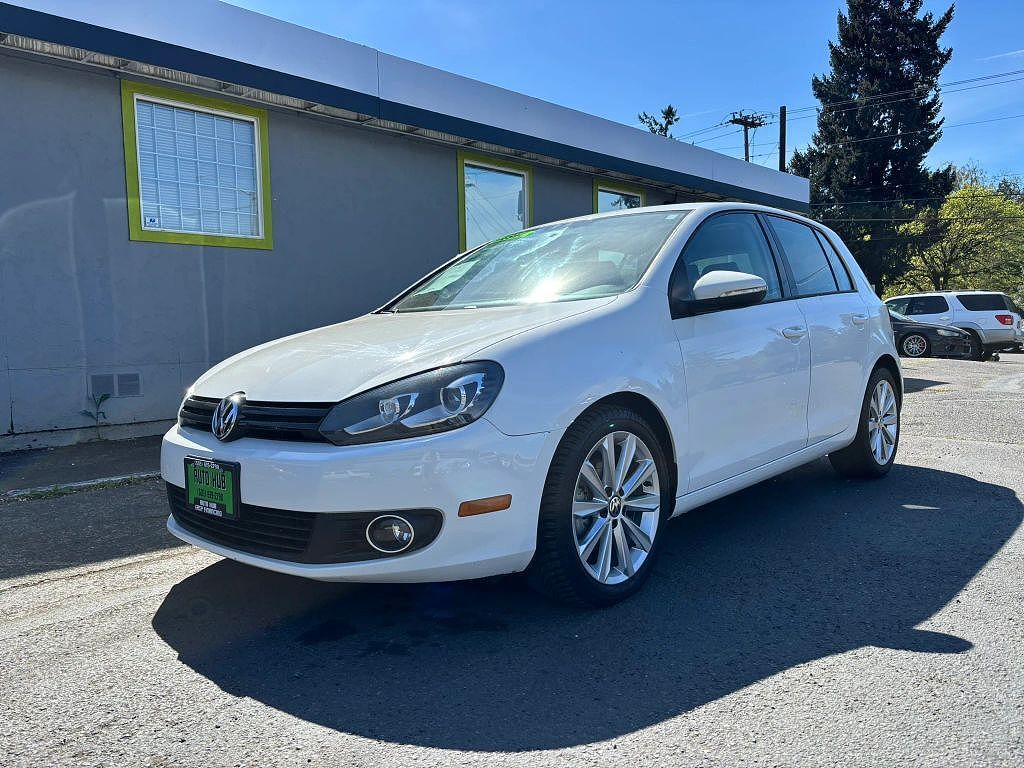 2013 VOLKSWAGEN Golf