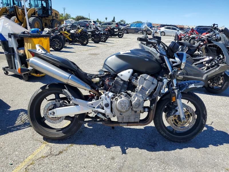 2002 HONDA CB