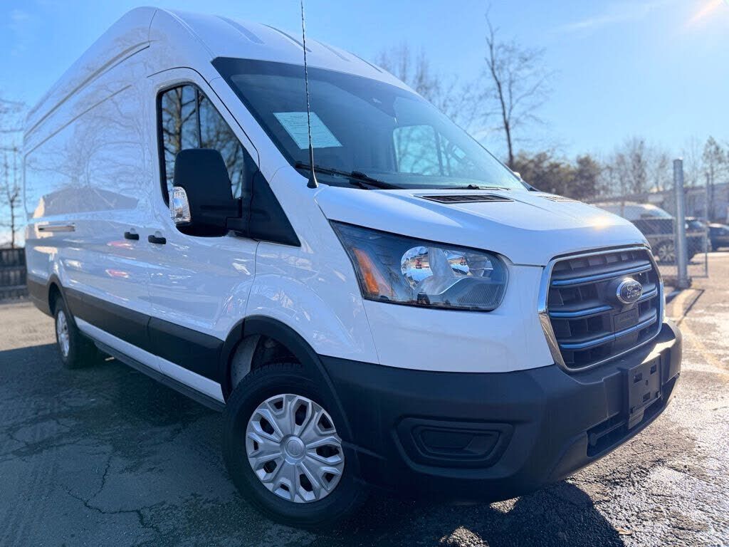 2022 FORD Transit