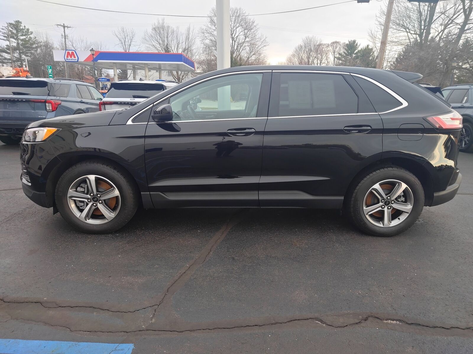 2024 FORD Edge