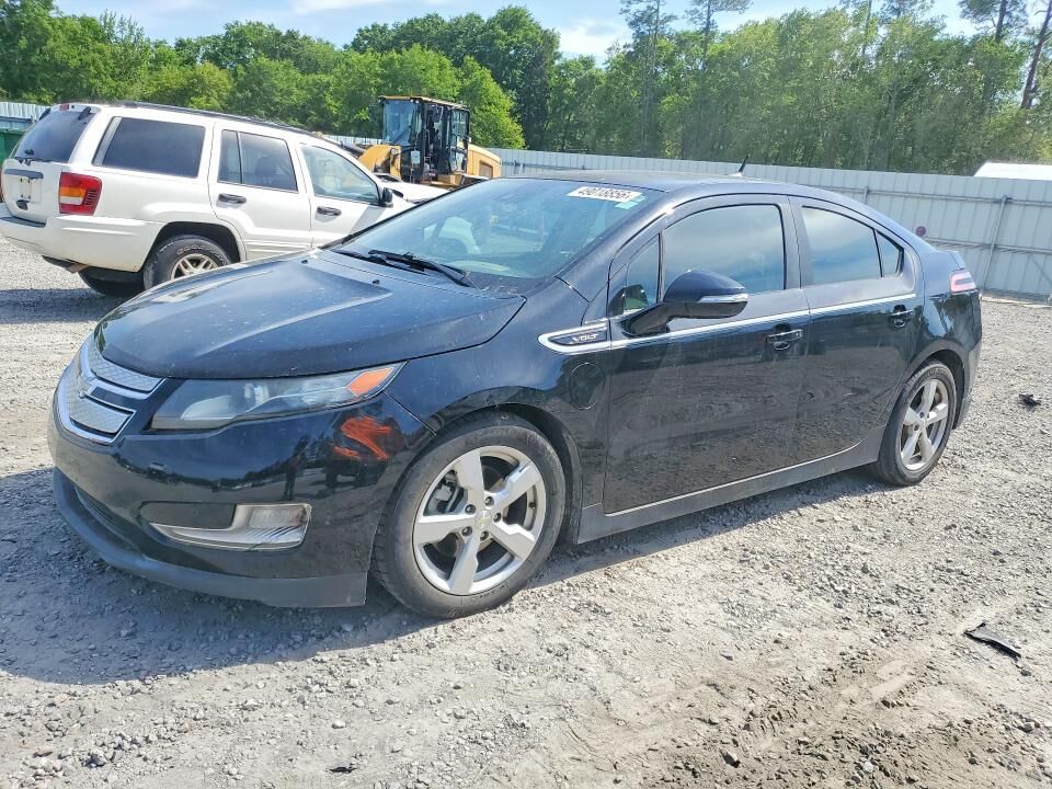 2013 CHEVROLET Volt