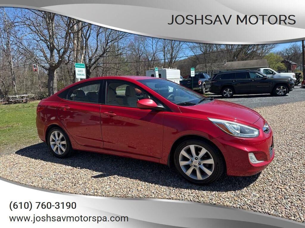 2014 HYUNDAI Accent