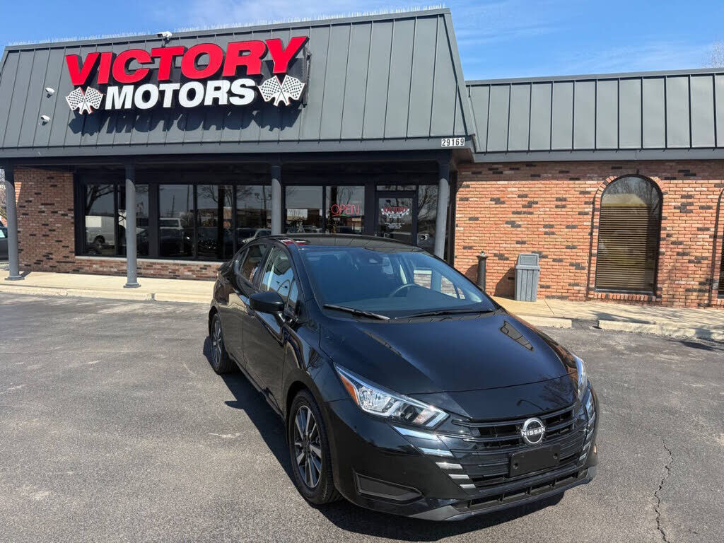 2024 NISSAN Versa