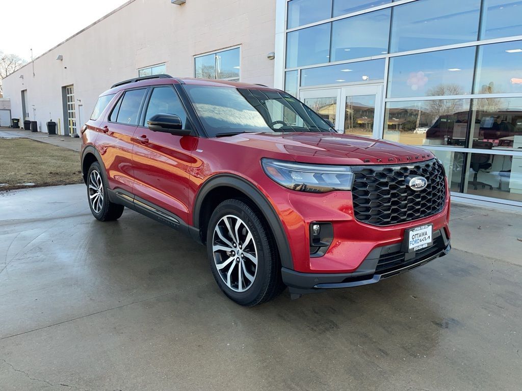 2025 FORD Explorer