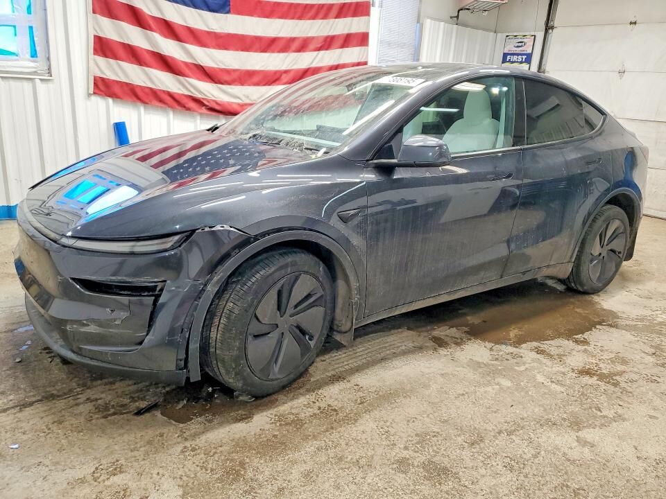 2026 TESLA Model Y
