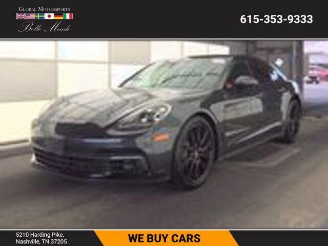 2018 PORSCHE Panamera