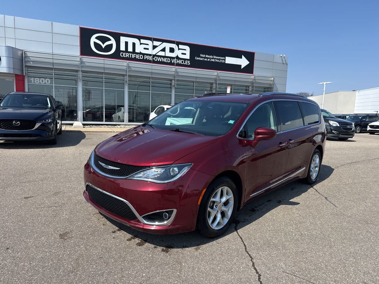 2017 CHRYSLER Pacifica