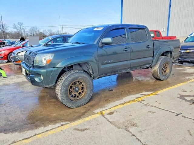 2011 TOYOTA Tacoma