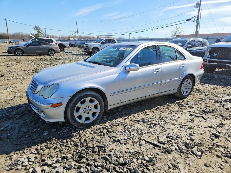 2006 MERCEDES-BENZ C-Class