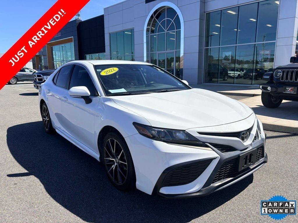 2022 TOYOTA Camry