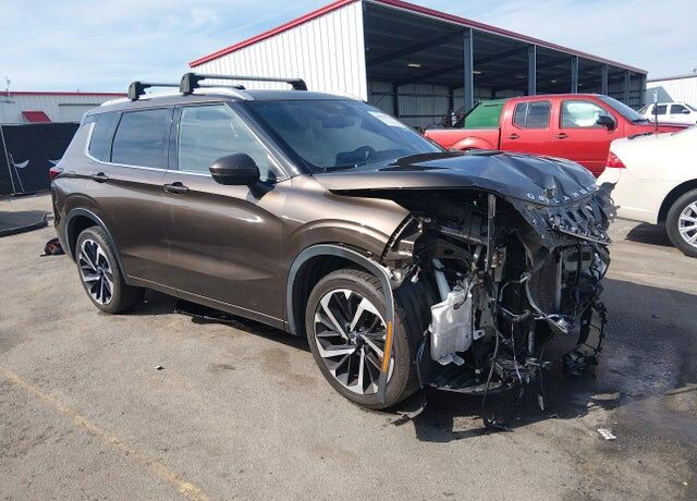 2022 MITSUBISHI Outlander