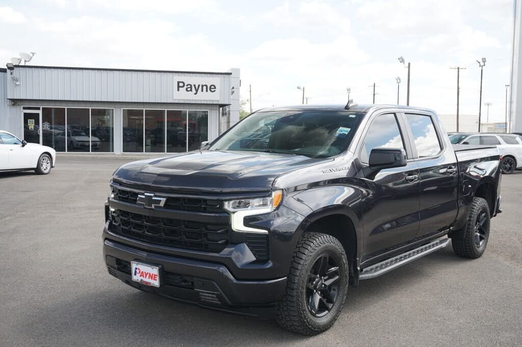 2023 CHEVROLET Silverado