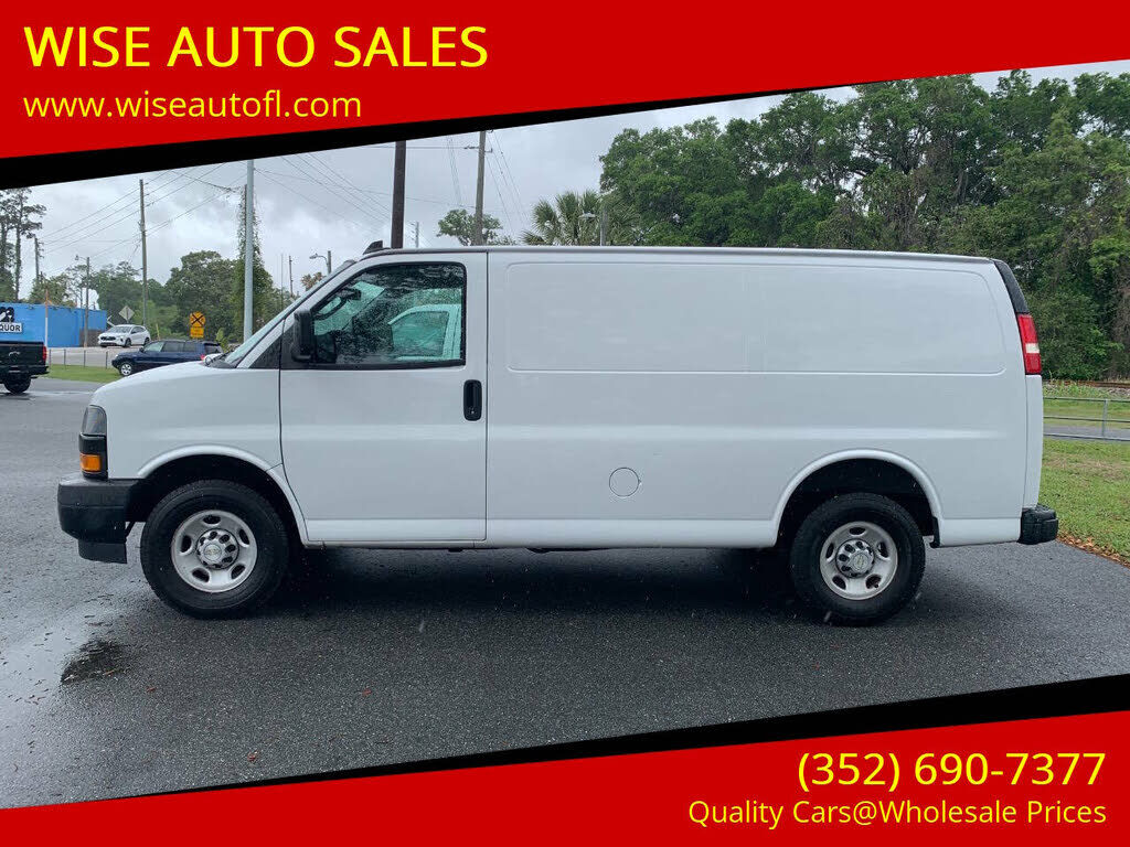 2020 CHEVROLET Express