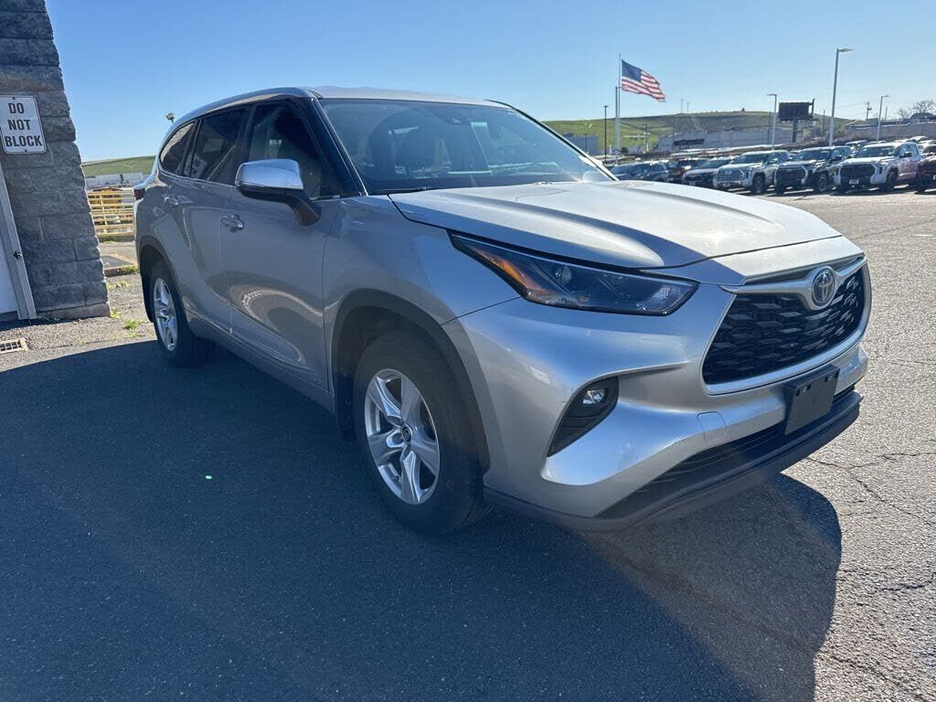 2023 TOYOTA Highlander