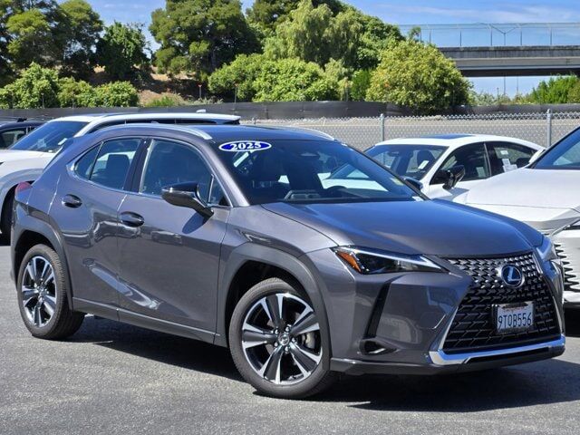 2025 LEXUS UX