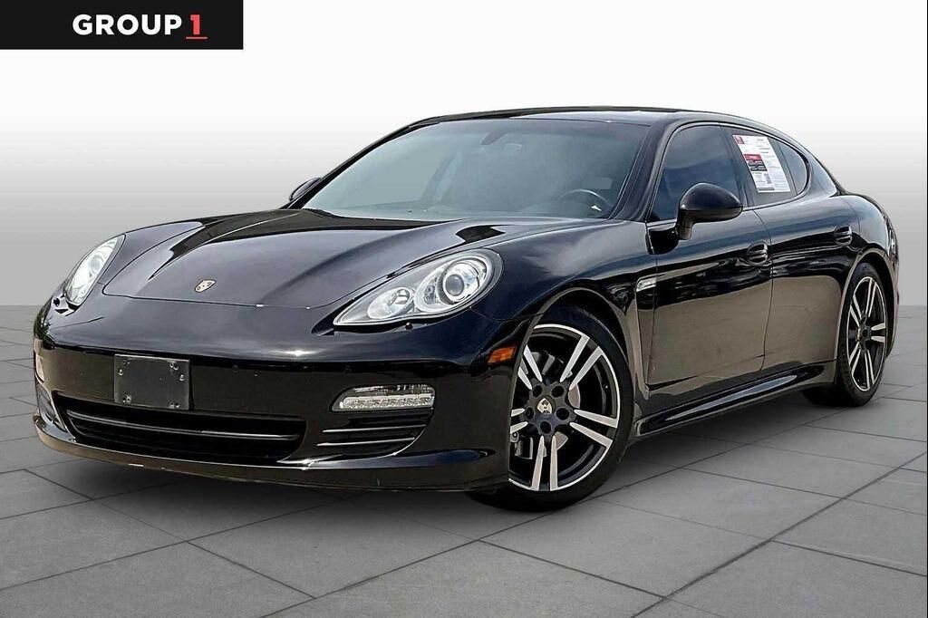 2012 PORSCHE Panamera