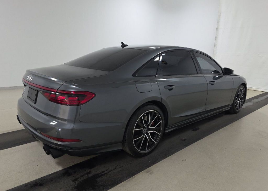 2020 Audi S8