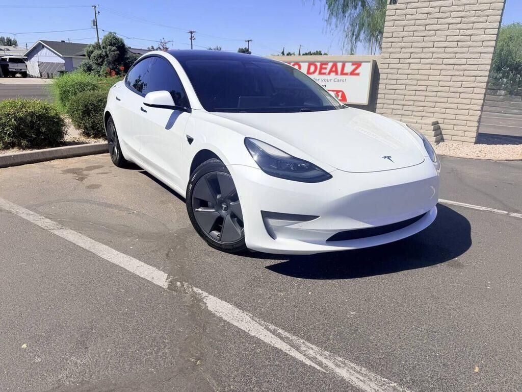 2021 TESLA Model 3