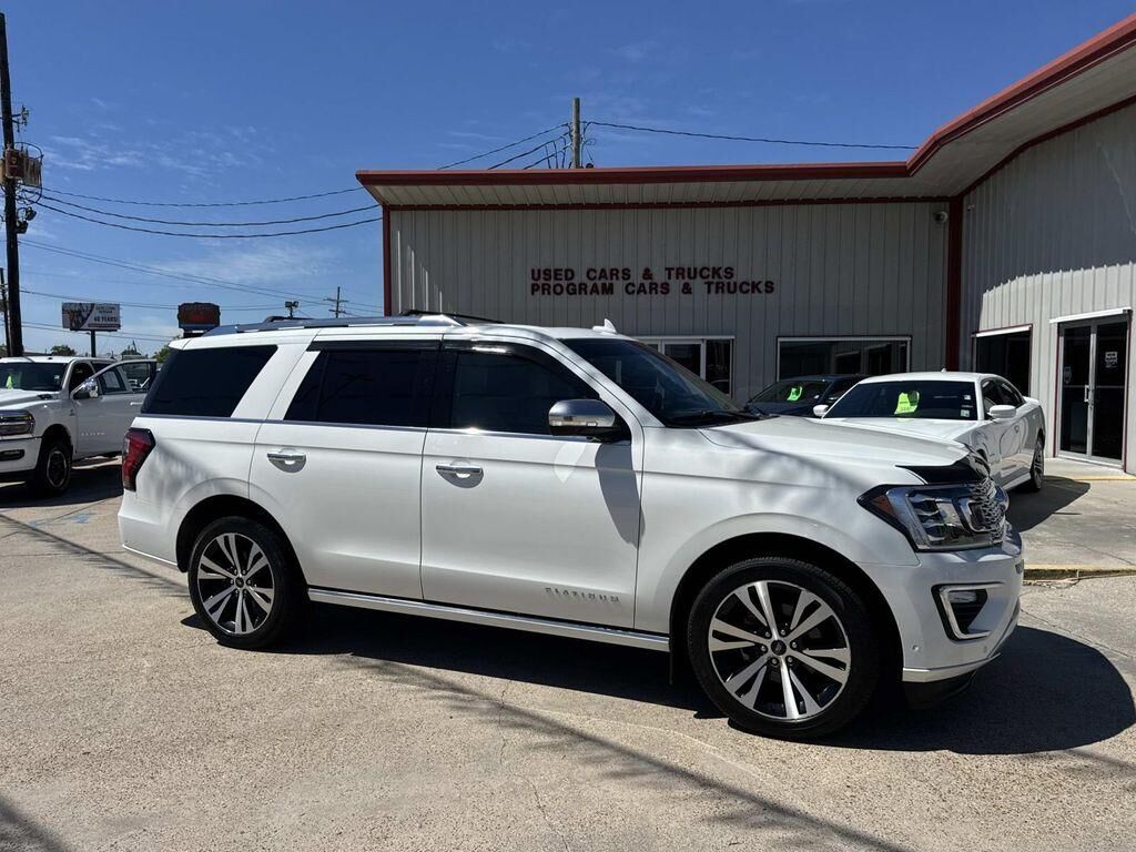 2021 FORD Expedition