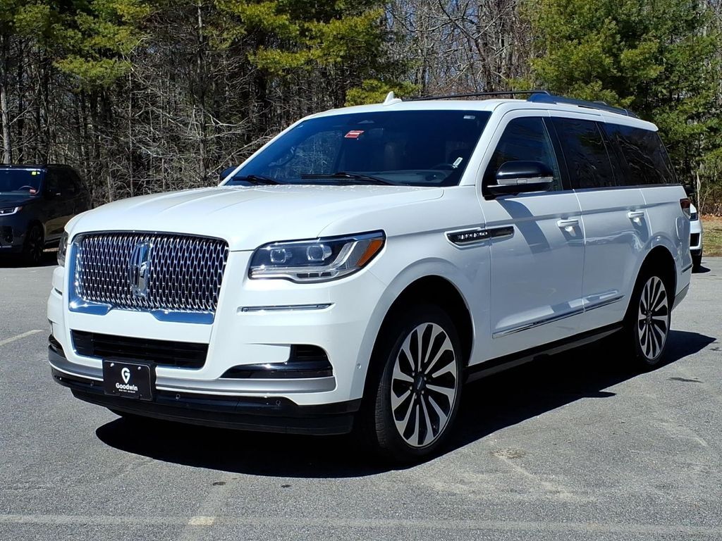 2023 LINCOLN Navigator