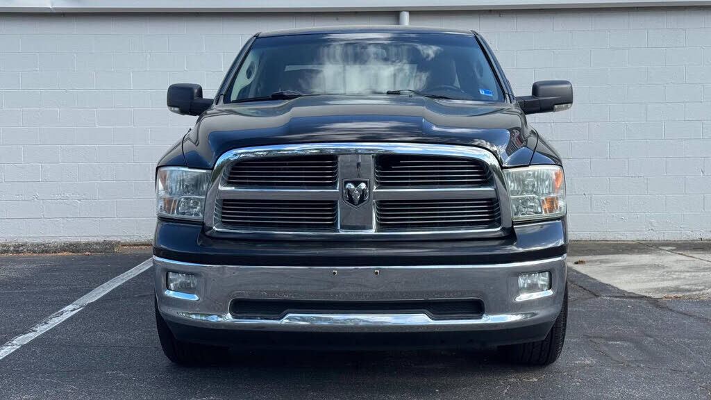 2011 DODGE Ram