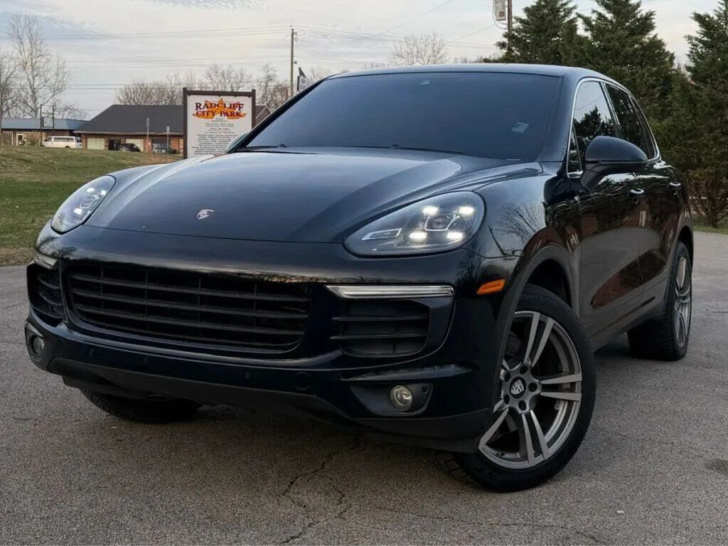 2016 PORSCHE Cayenne