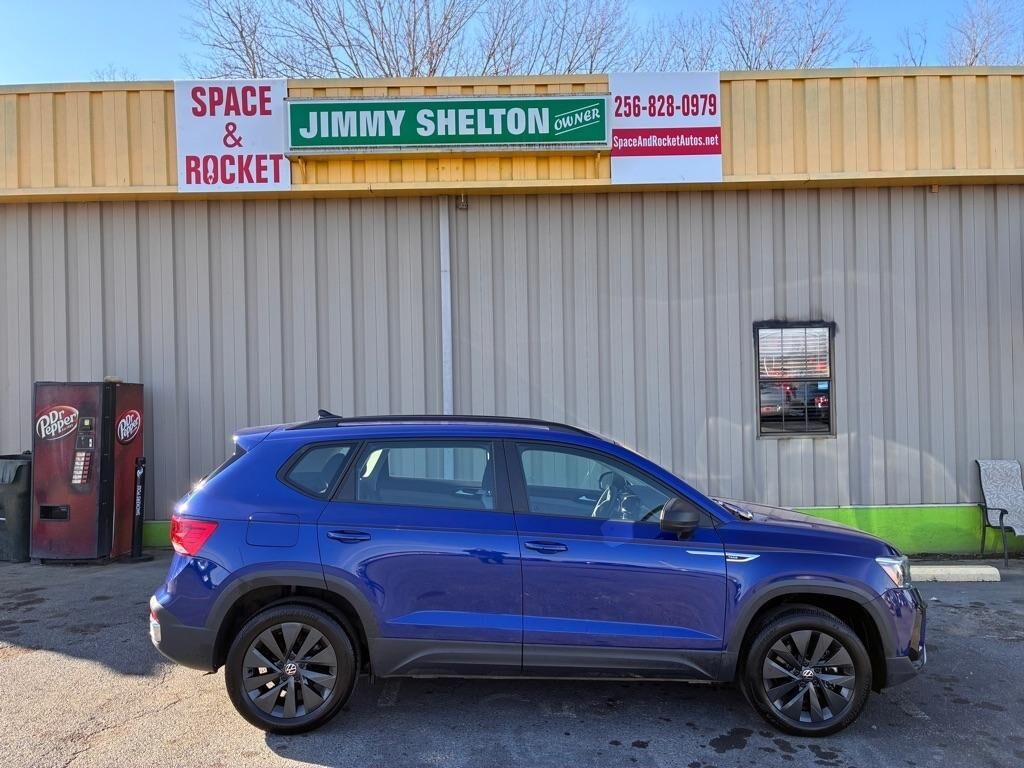 2024 VOLKSWAGEN Taos