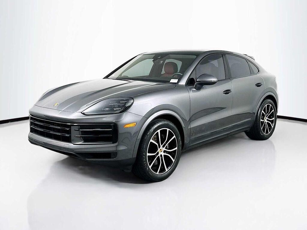 2024 PORSCHE Cayenne