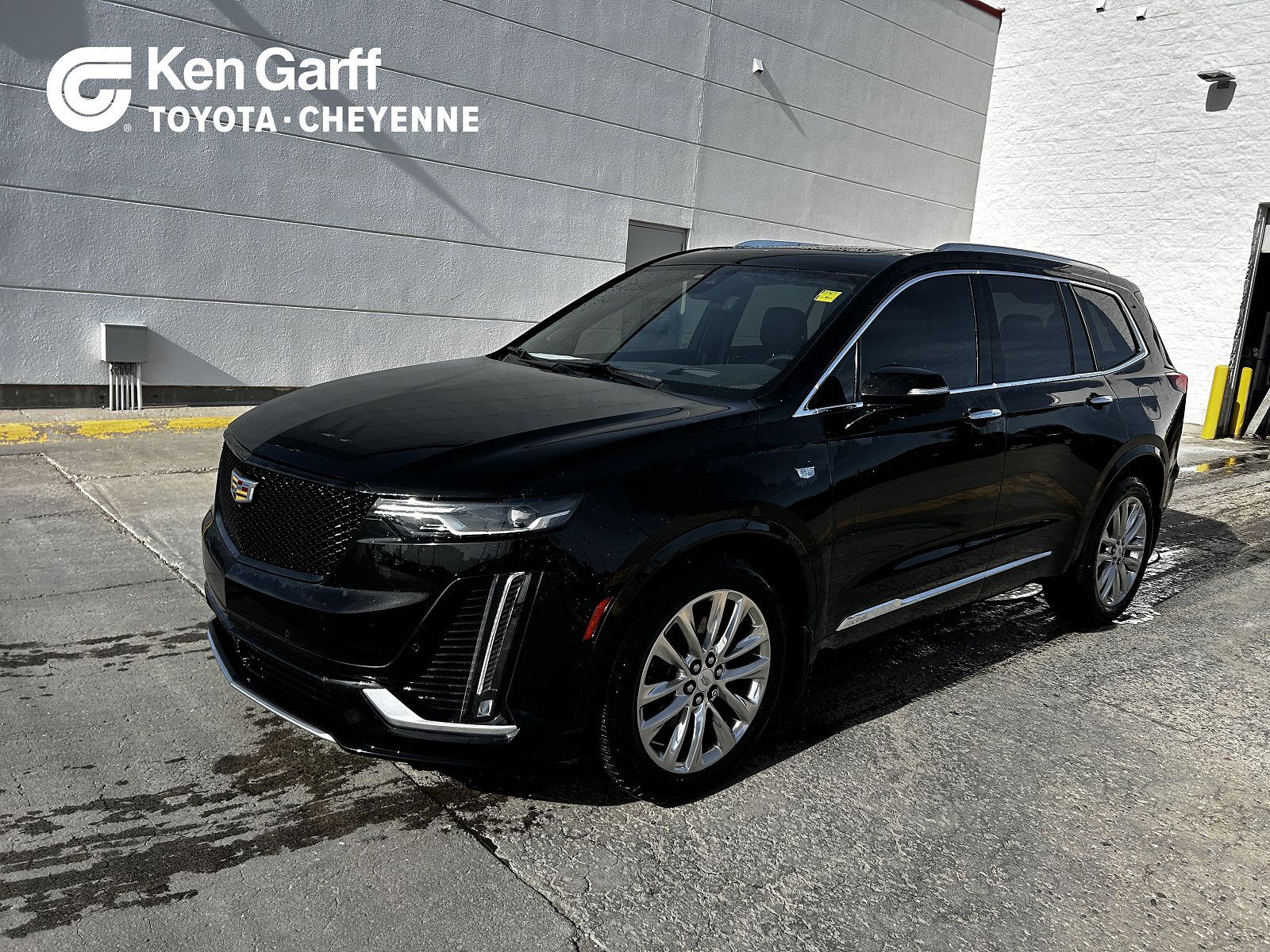 2021 CADILLAC XT6
