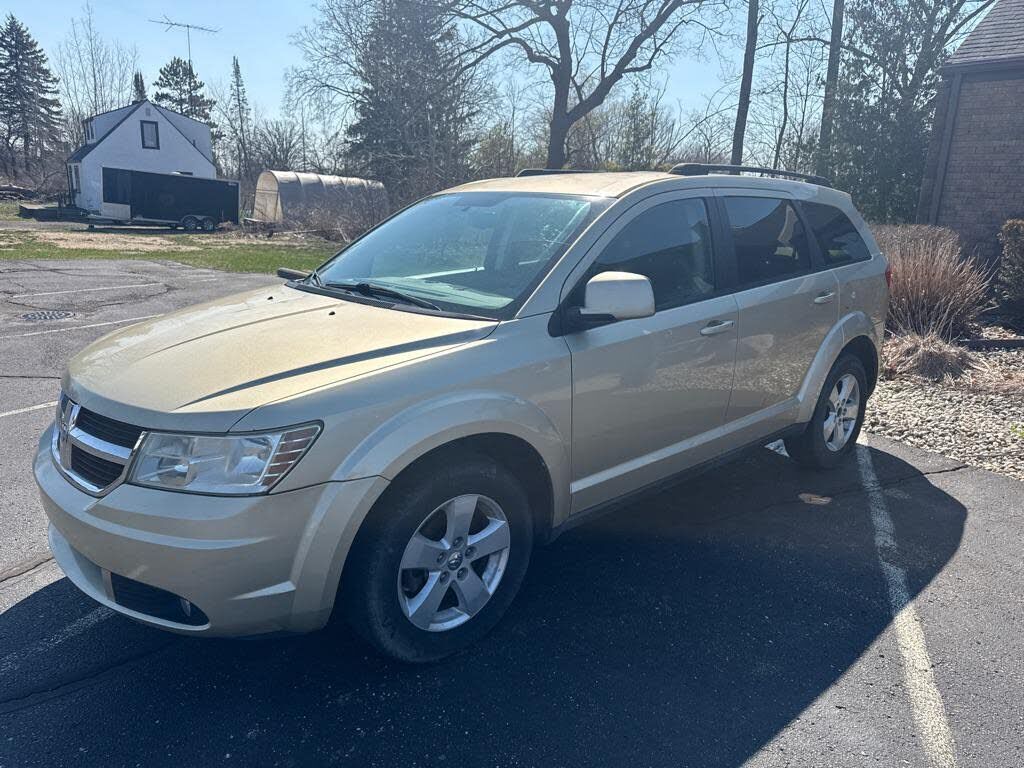 2010 DODGE Journey