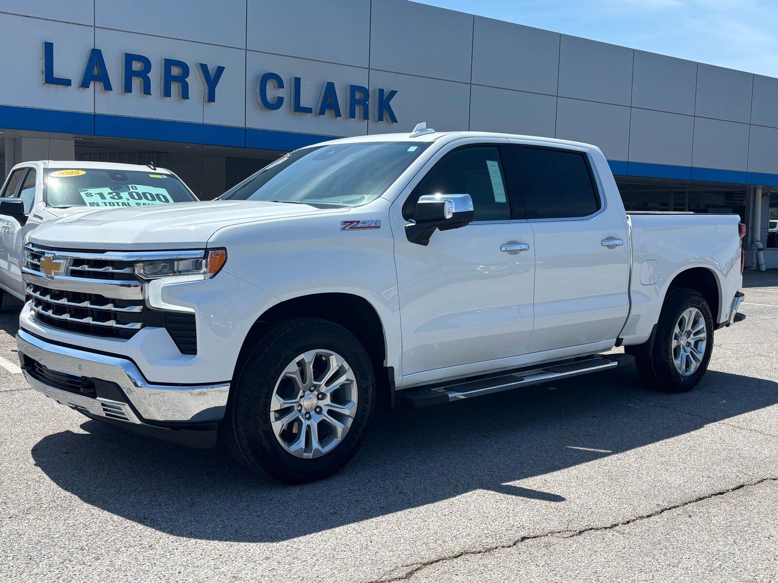 2024 CHEVROLET Silverado