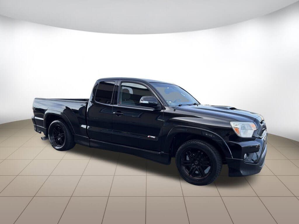 2014 TOYOTA Tacoma