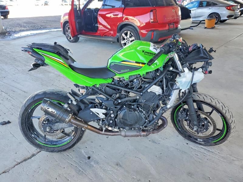 2025 KAWASAKI Ninja