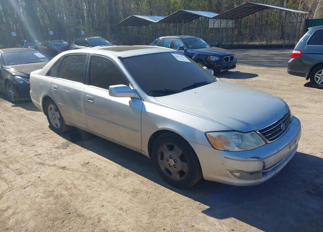 2003 TOYOTA Avalon