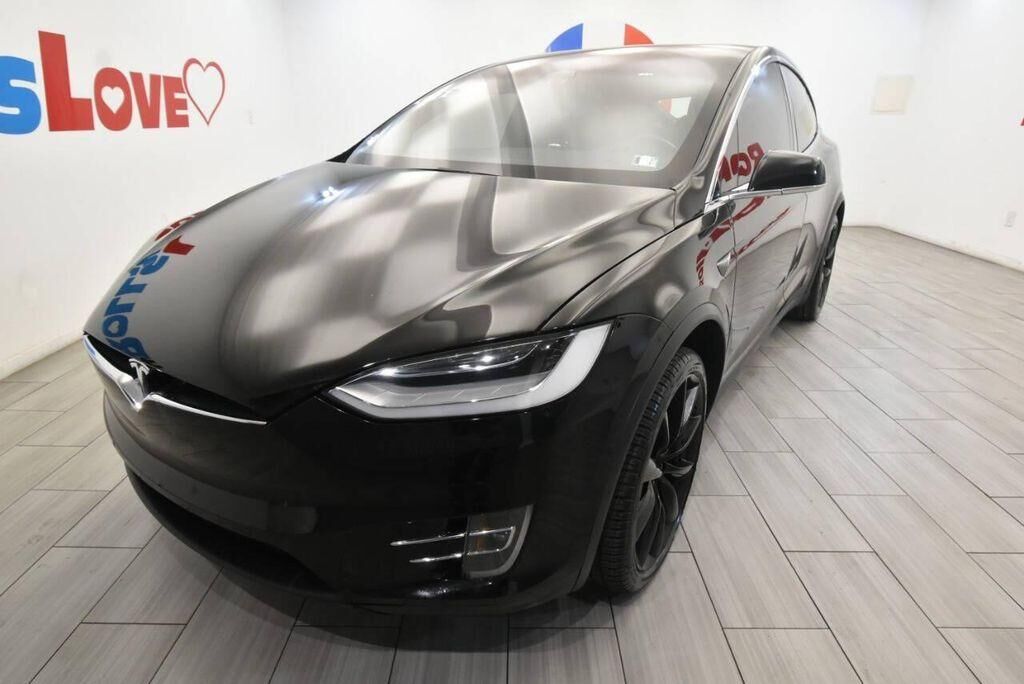 2021 TESLA Model X