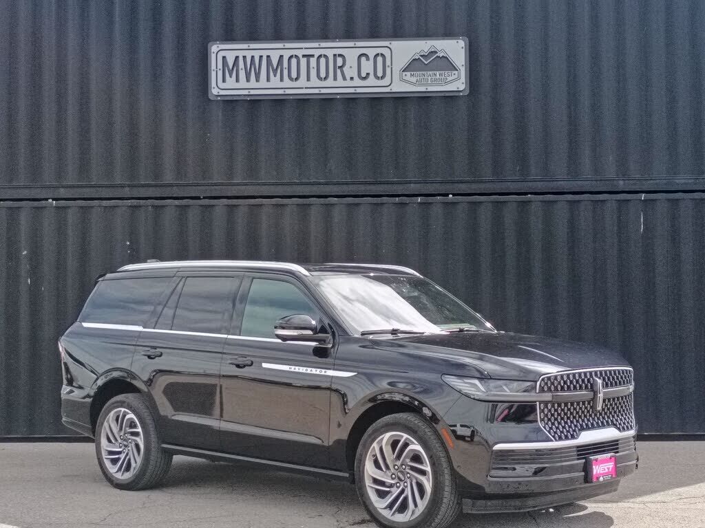 2025 LINCOLN Navigator