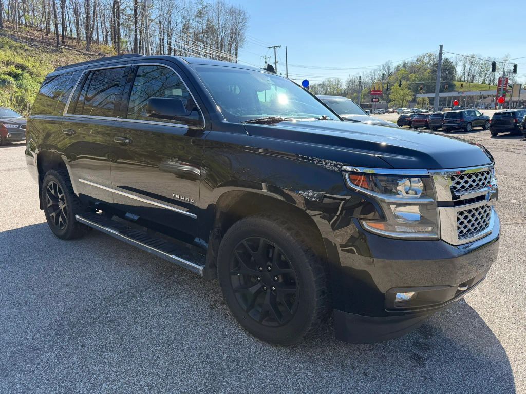 2017 CHEVROLET Tahoe