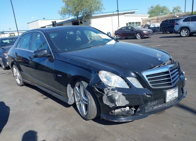 2012 MERCEDES-BENZ E-Class