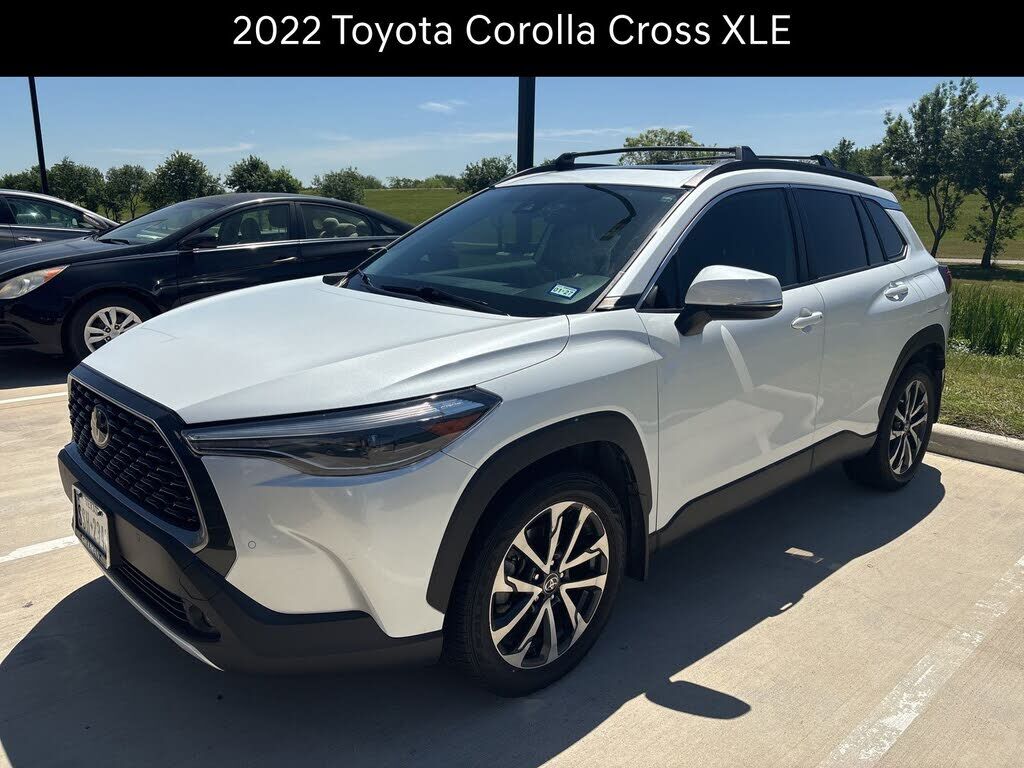 2022 TOYOTA COROLLA